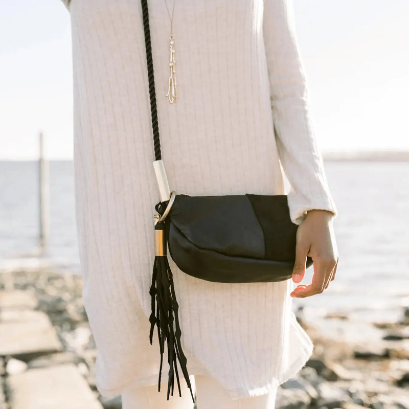 Zip Crossbody in Black Leather-zoom-