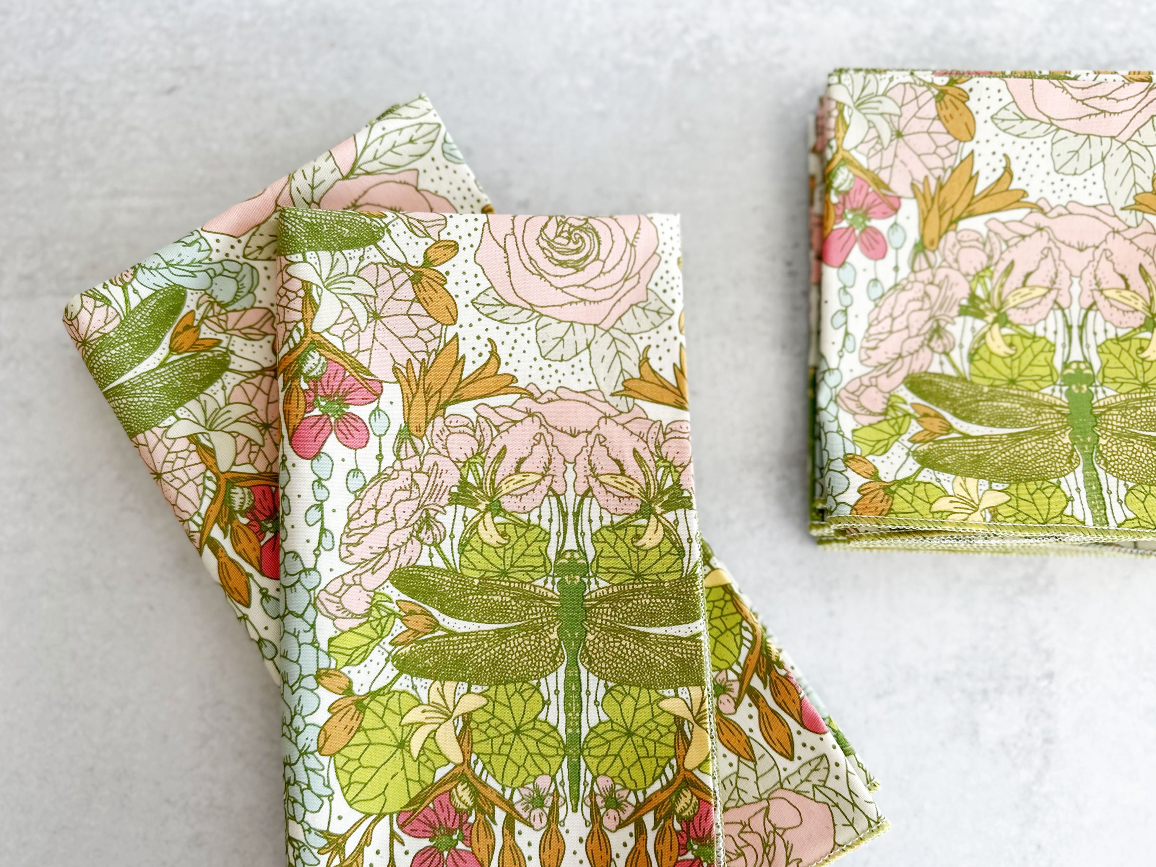 Dot and Army Dragonfly Cloth Napkins - Thumbnail 3