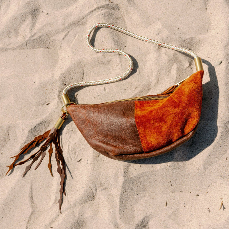 Sling Bag in Brown Leather-zoom-