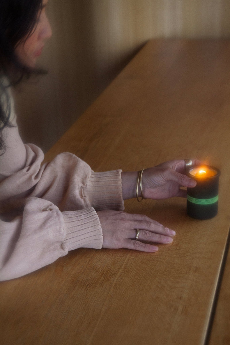 Evergreen Essence (Cedar & Oakmoss) Tallow Candle-zoom-