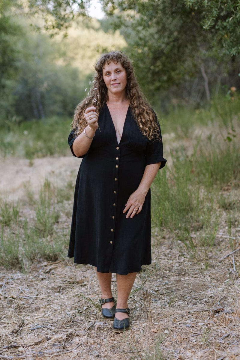 Finley Dress in Black Linen-zoom-
