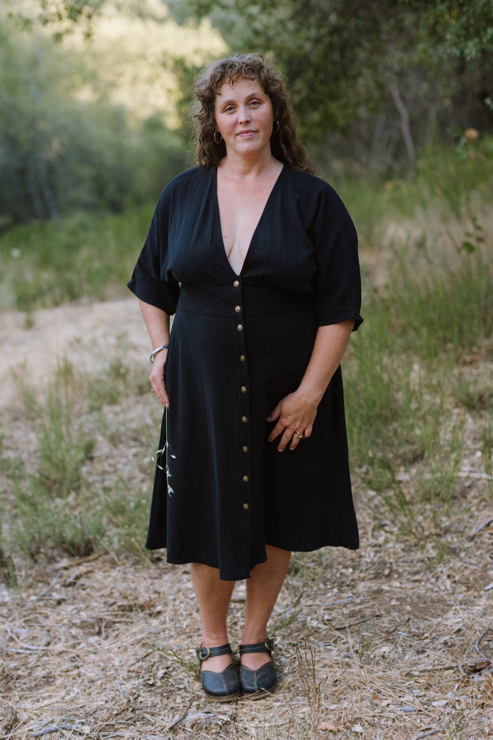 Finley Dress in Black Linen-7