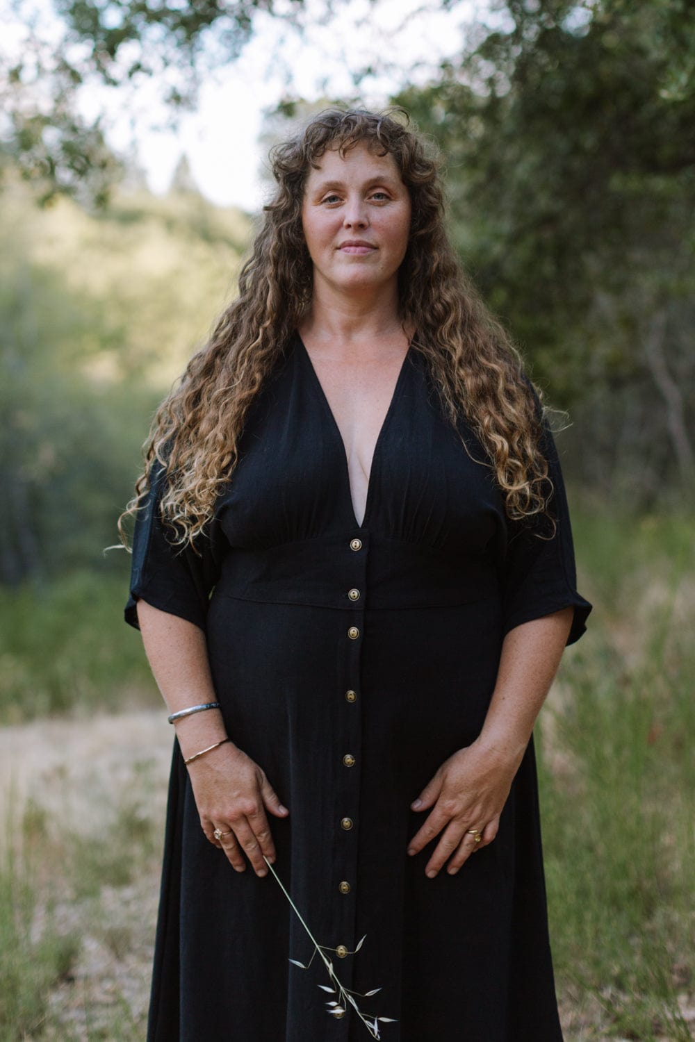 Finley Dress in Black Linen-zoom-8