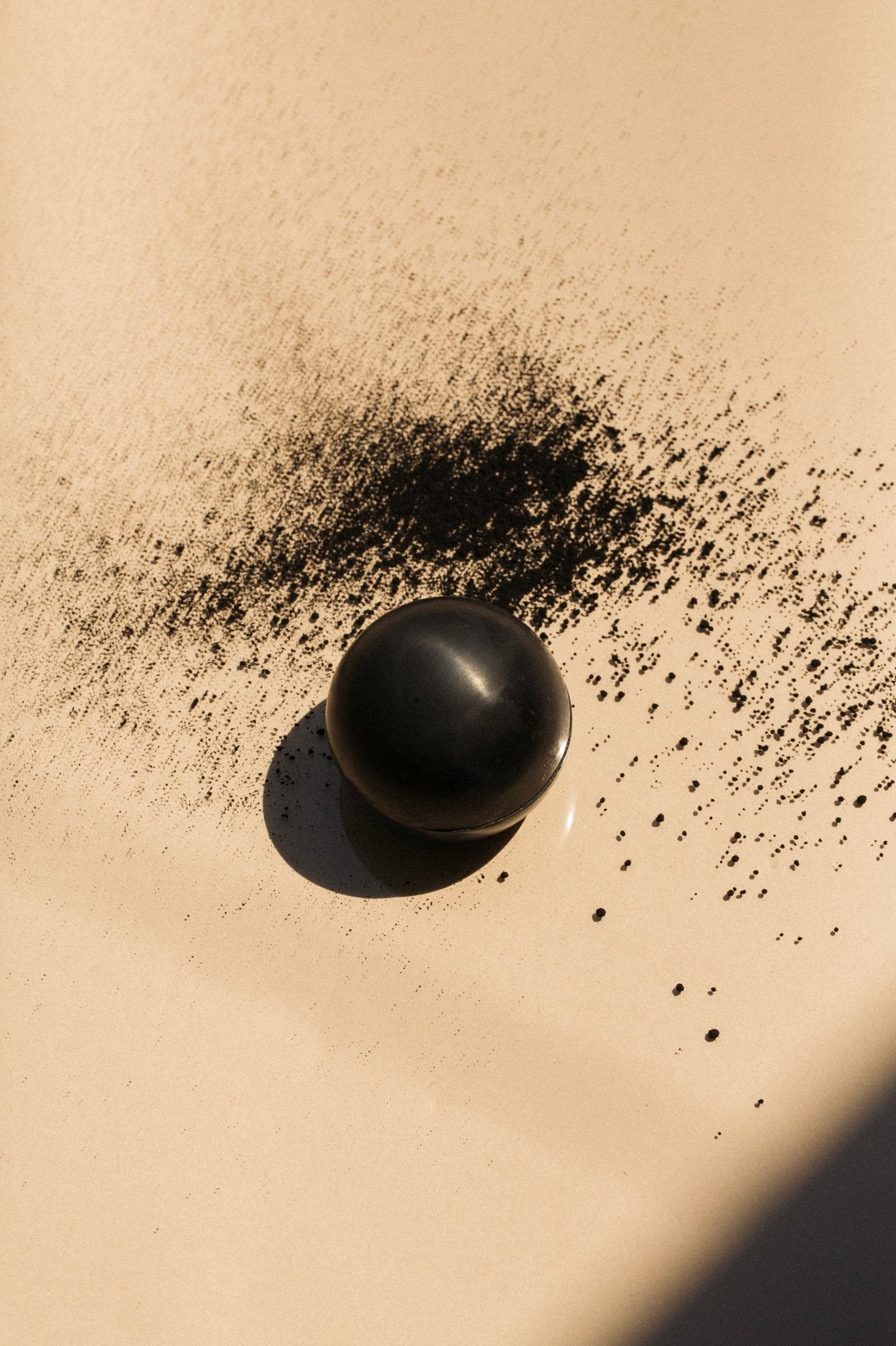 Gardeners Activated Charcoal Sphere Soap