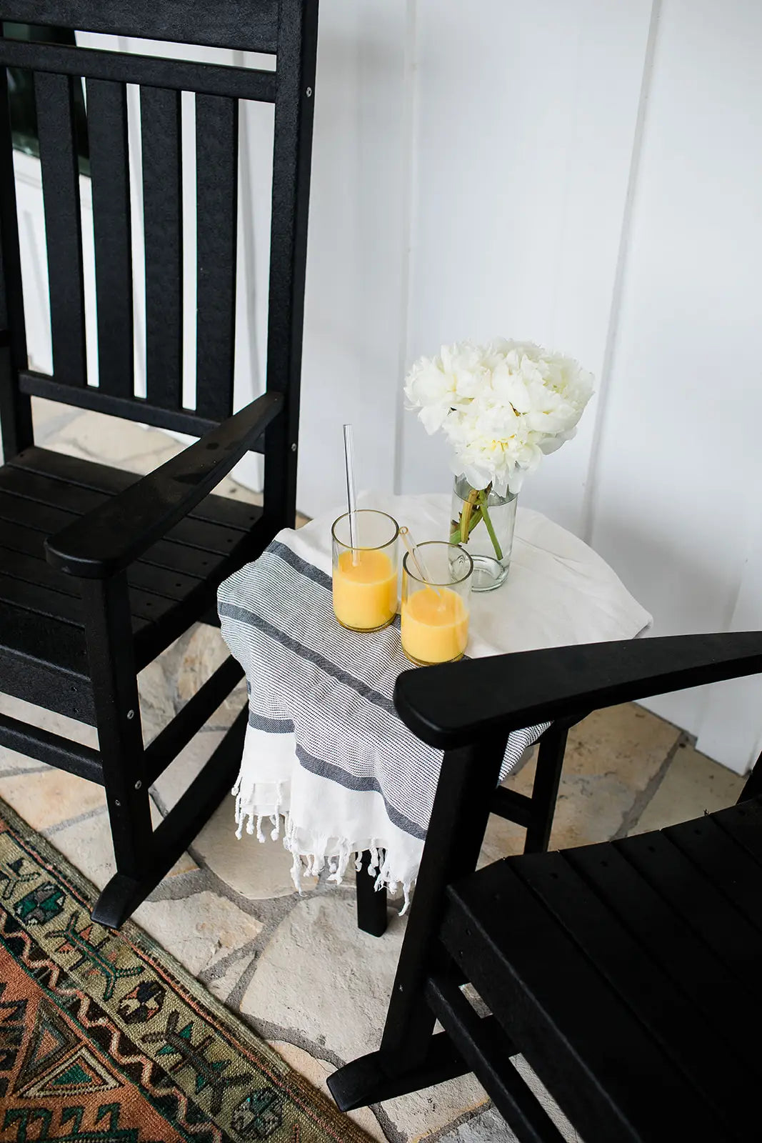 Wine Bottle Glasses - Set of Four-zoom-5