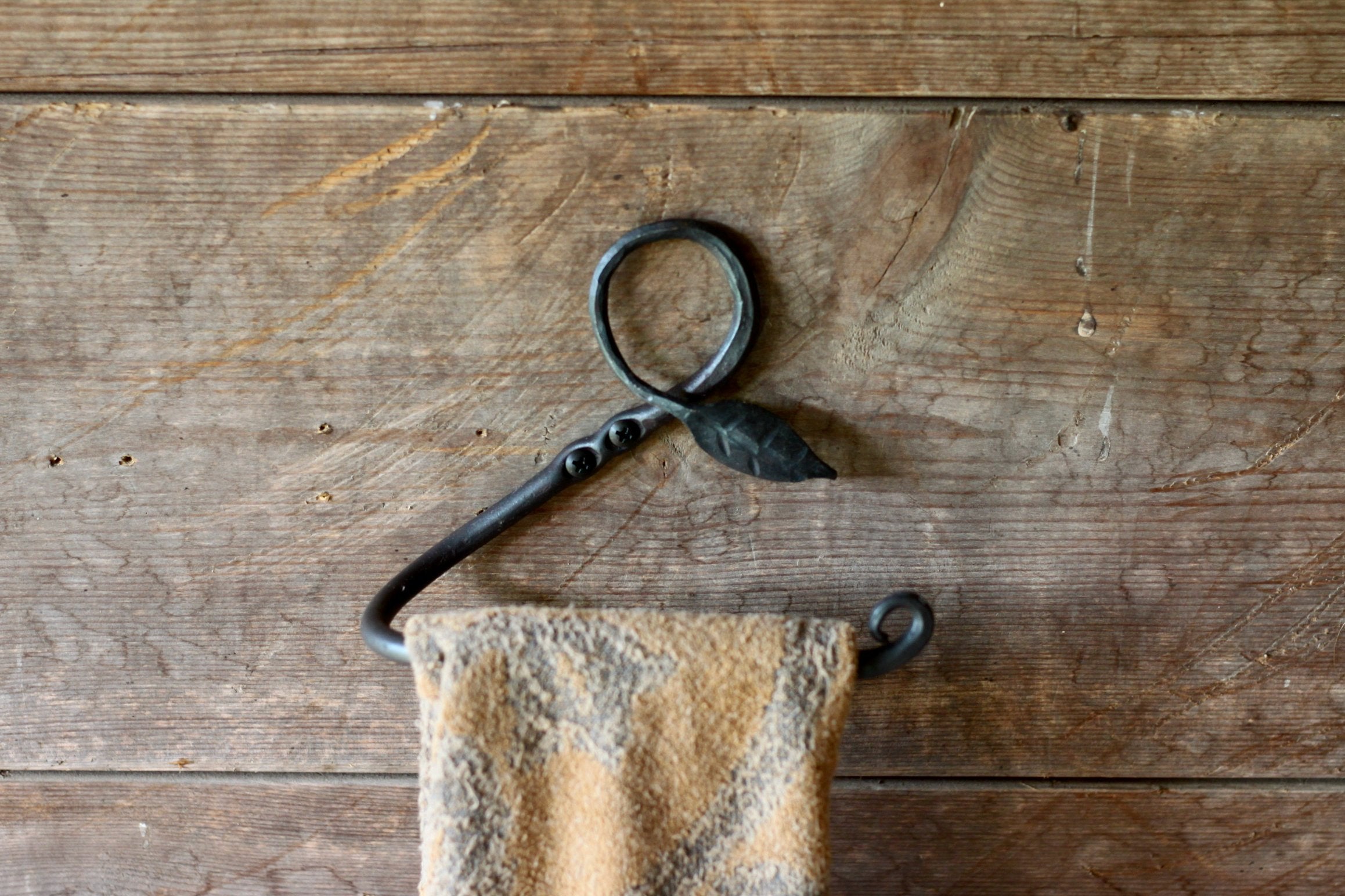 Hand Forged Towel Rack | Leaf Design Bathroom & Kitchen Holder