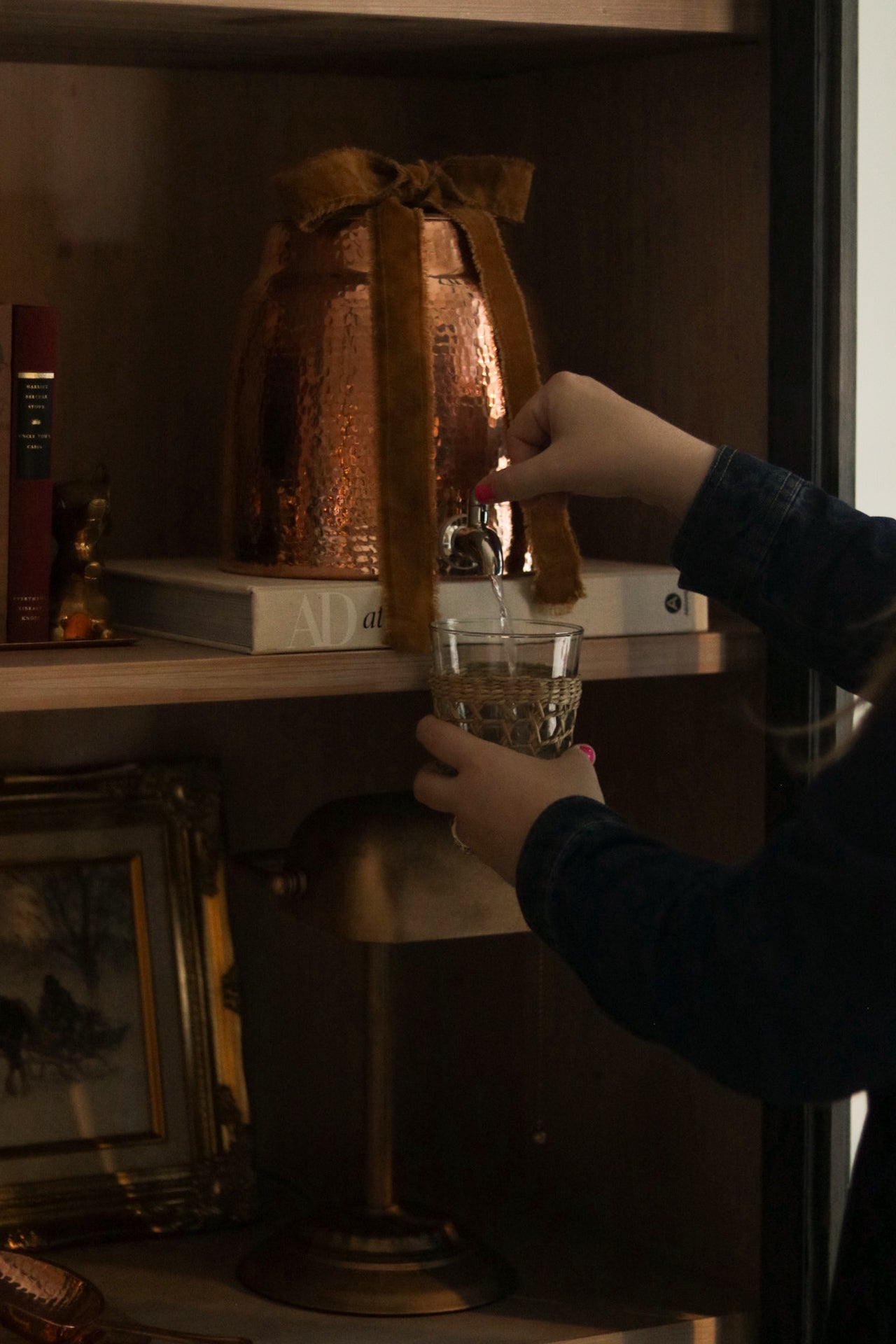 Niagara Copper Water Dispenser with Lid-zoom-5