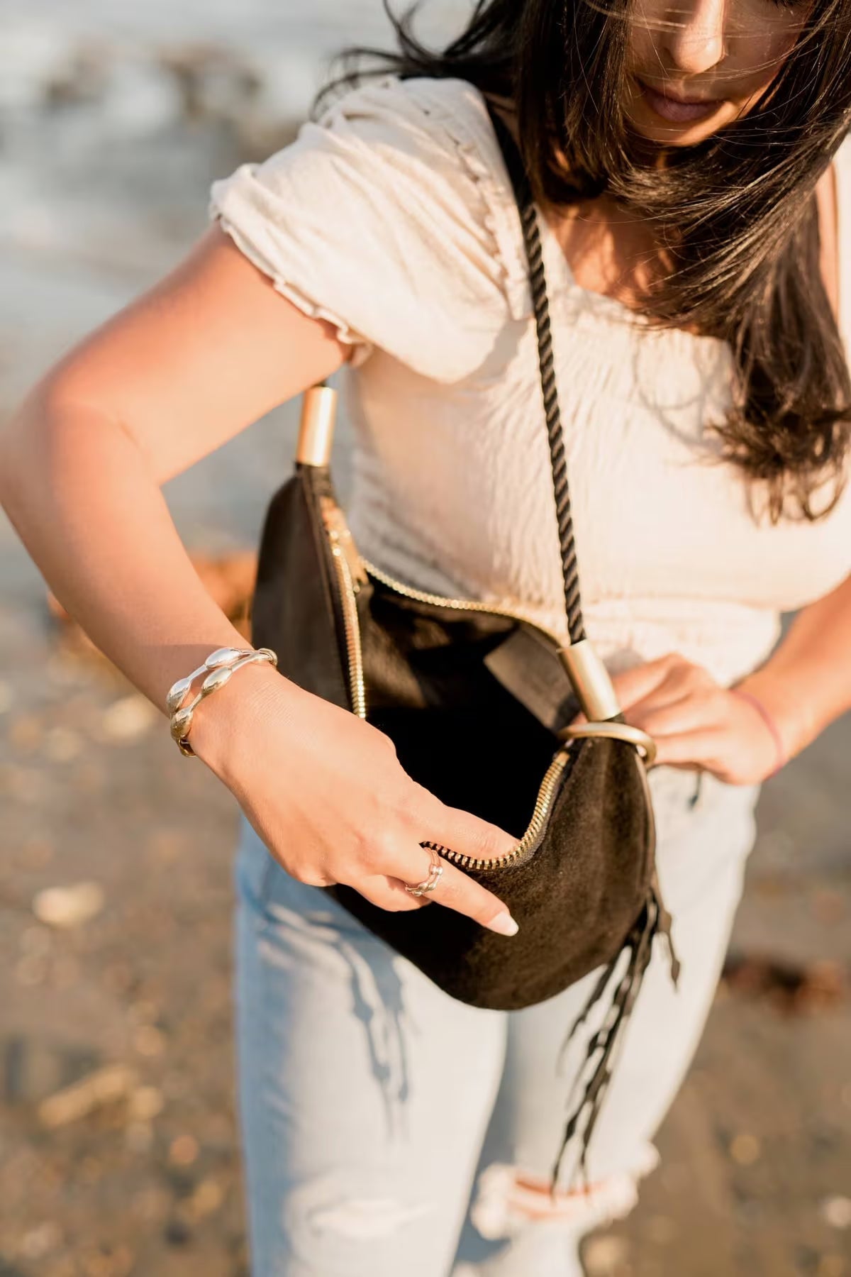 Sling Bag in Black Leather-10
