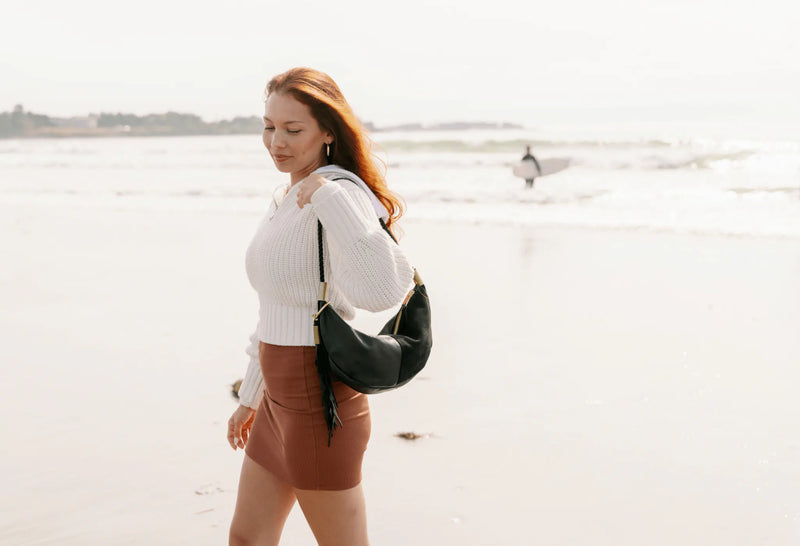 Sling Bag in Black Leather-zoom-