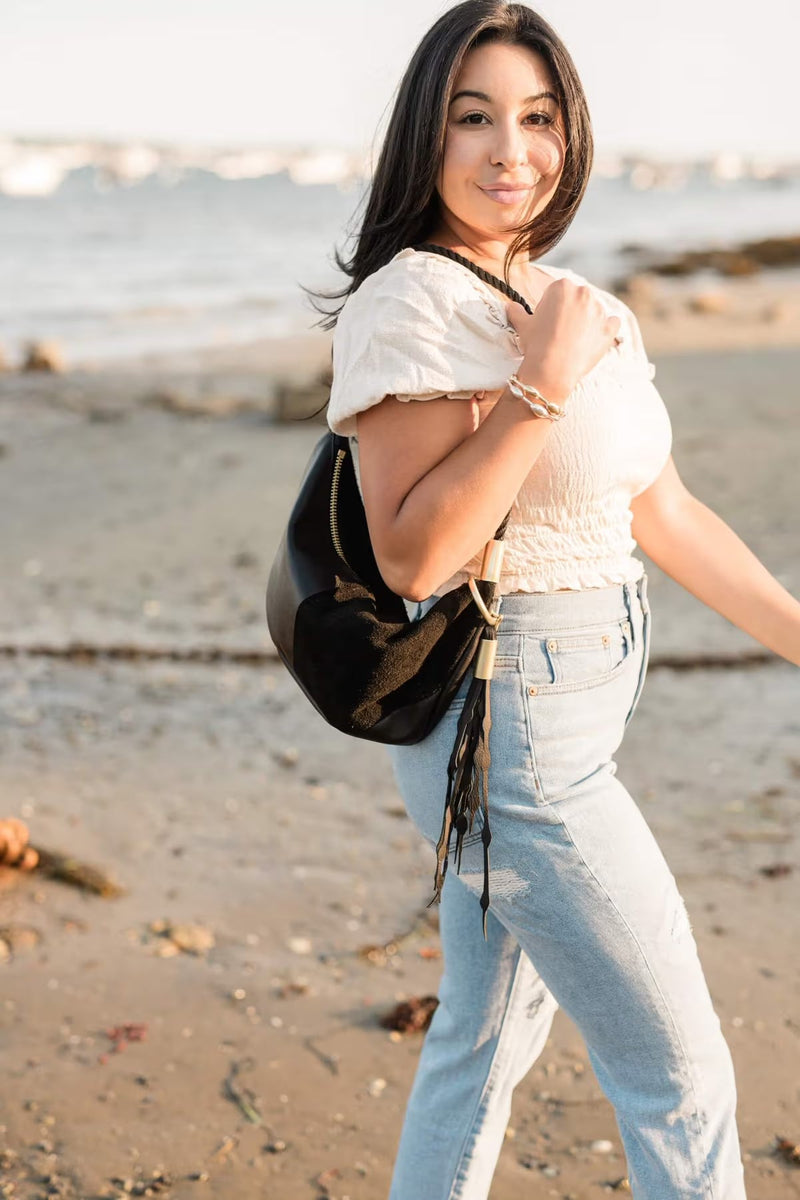 Sling Bag in Black Leather-zoom-