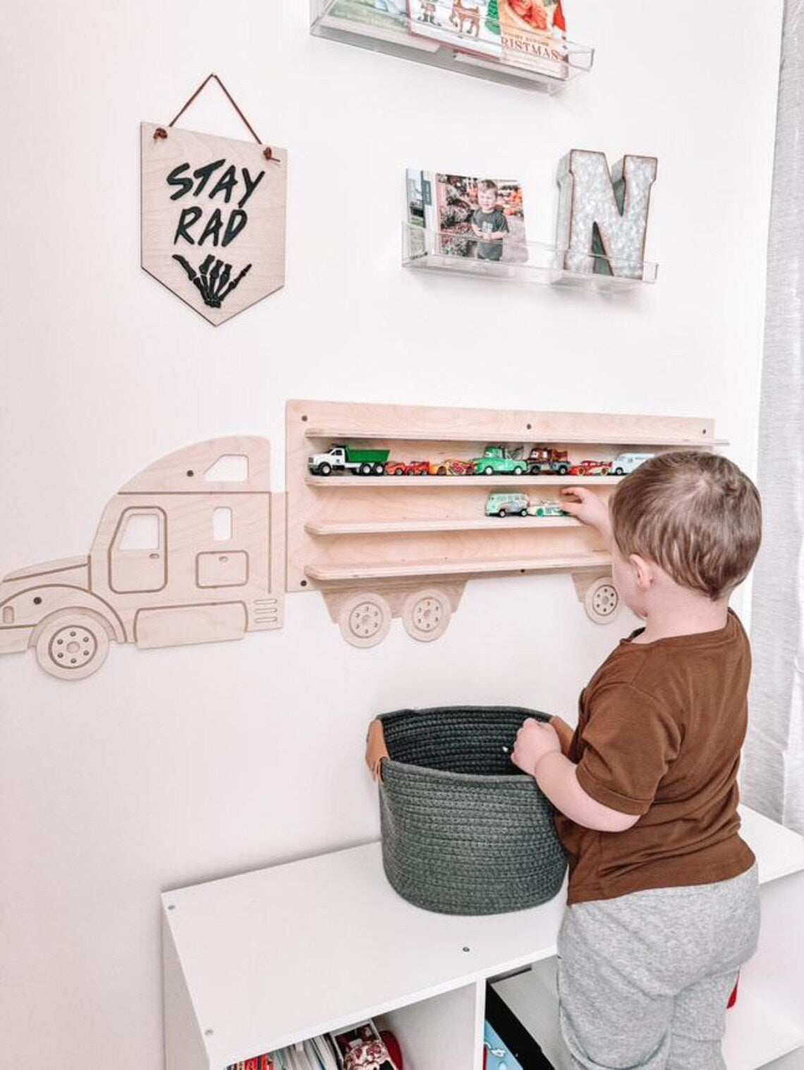 ROSCOE | Semi Truck Wall Shelf-2