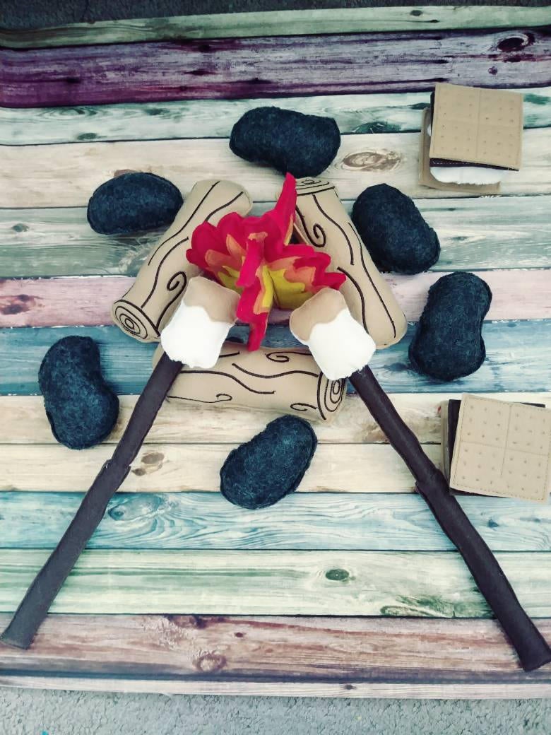 Felt Campfire Play Set | Pretend Camping Toy for Kids-zoom-