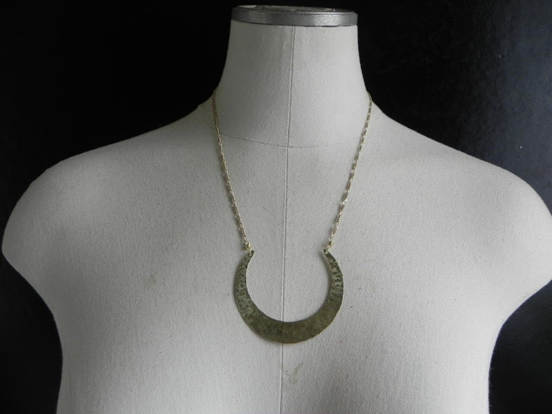 Crescent Moon Necklace-zoom-