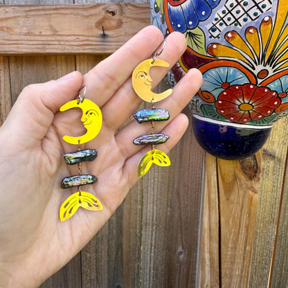 Brass Lunar Pearl Rib Tide Earrings