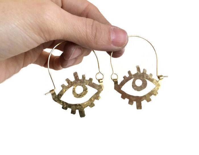 Metal Eye Hoop Earrings