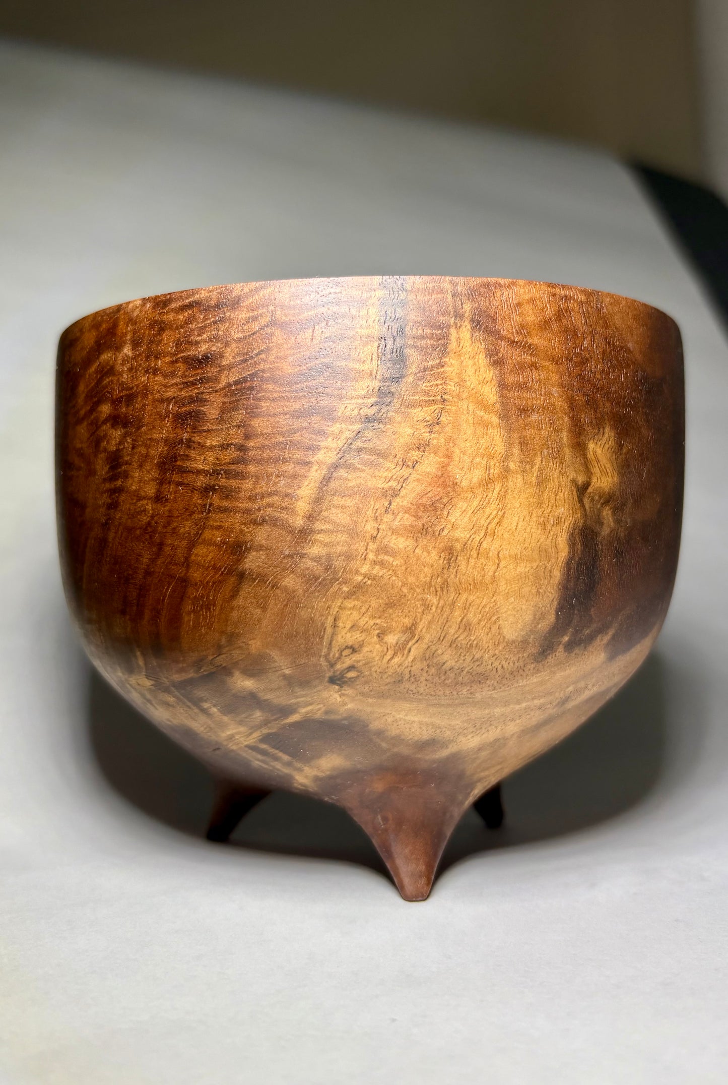 California Claro Walnut Bowl