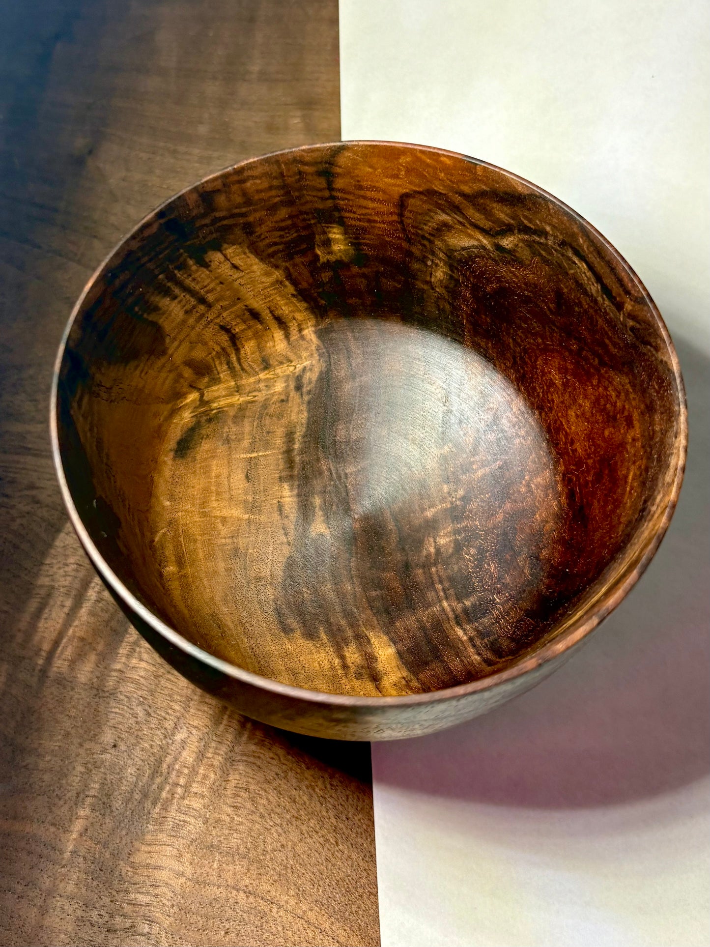 California Claro Walnut Bowl
