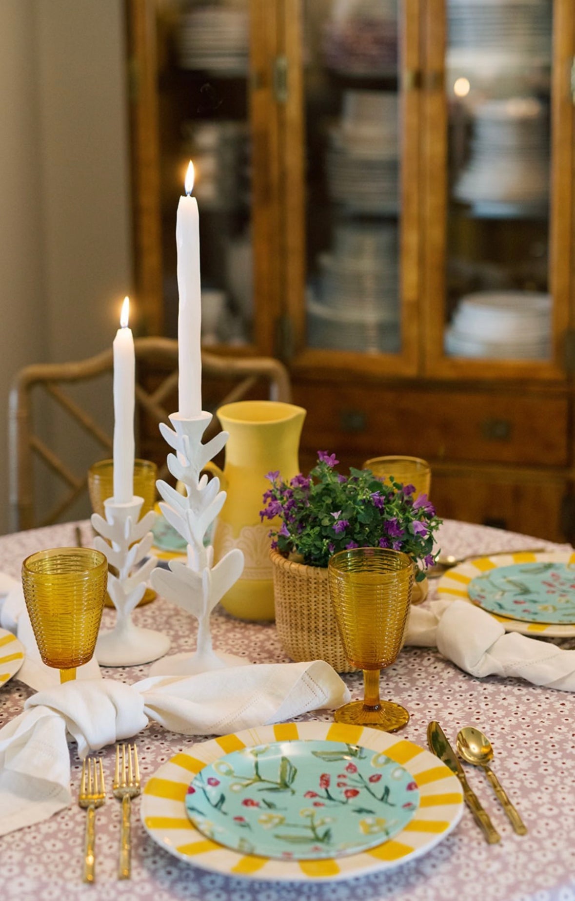 Honeysuckle China Plate Set