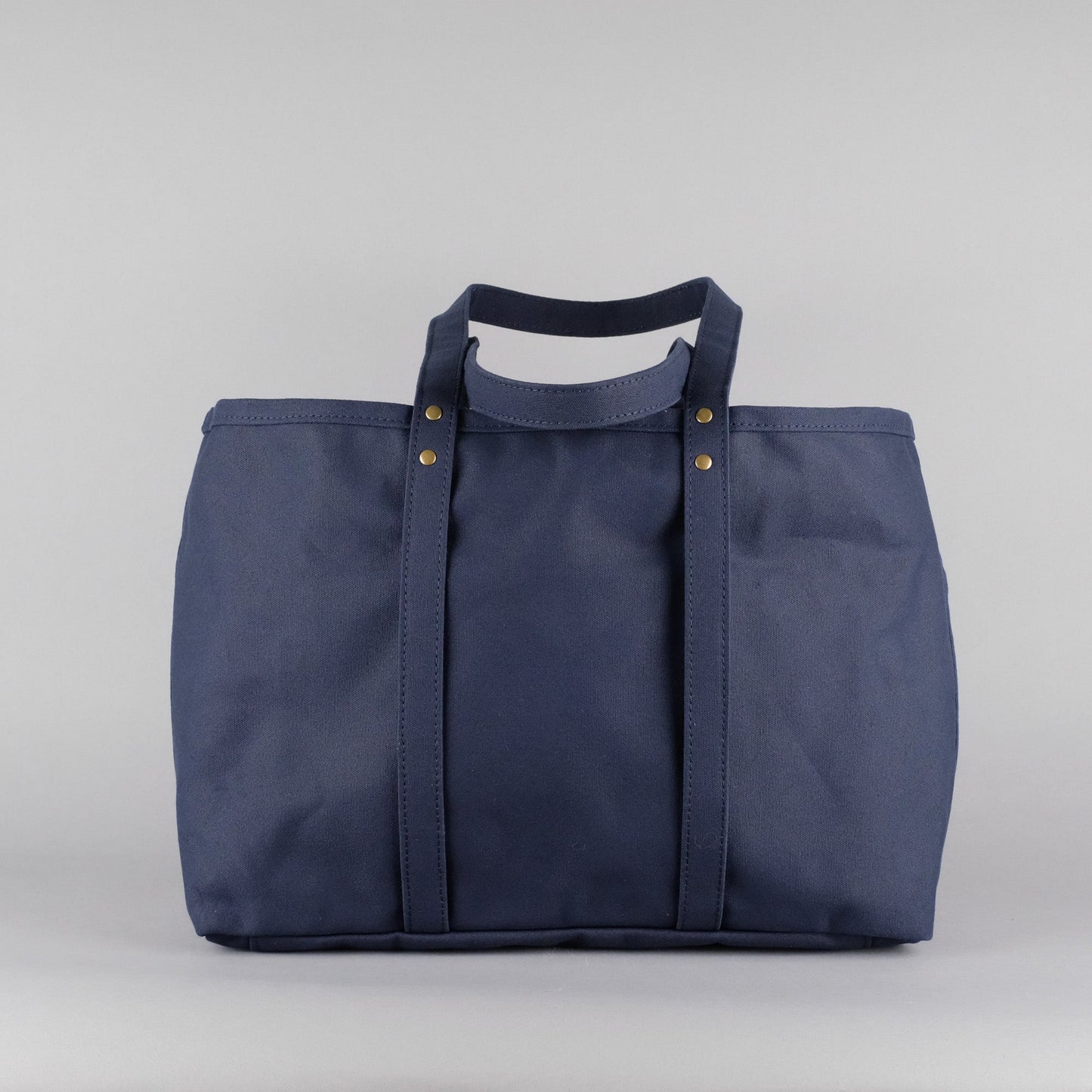 Beachwood Yoga Tote Bag in Navy