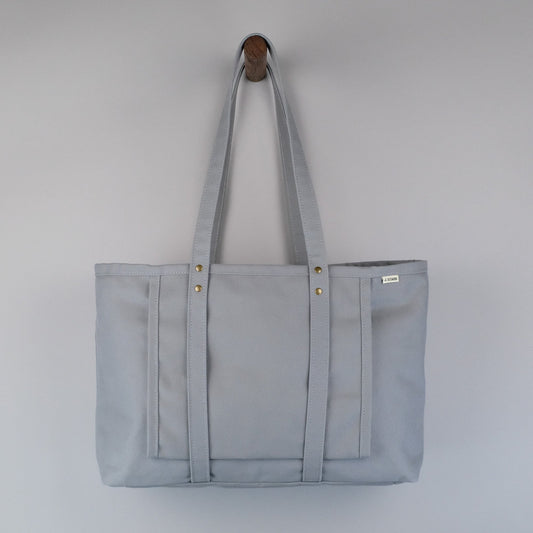 Beachwood Yoga Tote Bag in Gray