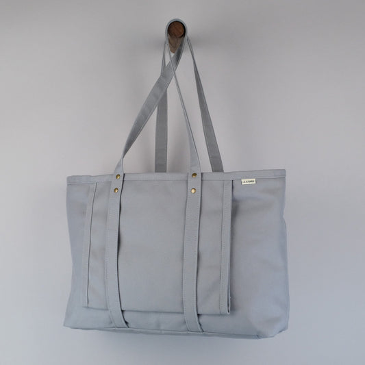 Beachwood Yoga Tote Bag in Gray