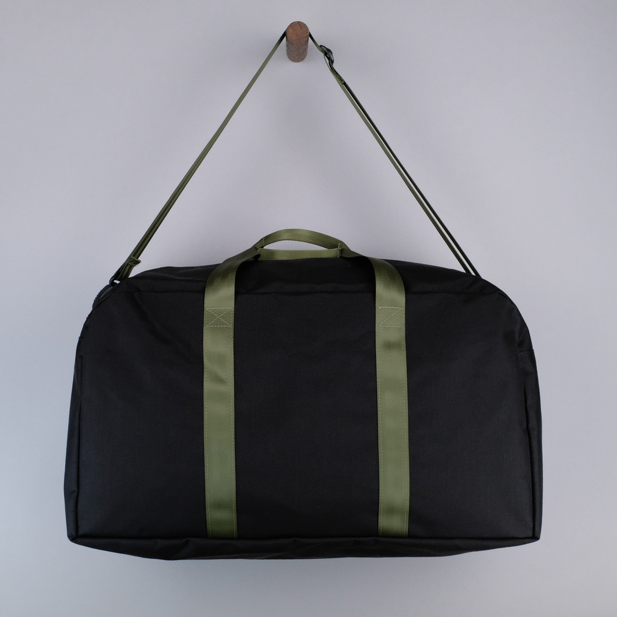 Bryant Large Duffle Bag in Black + Olive