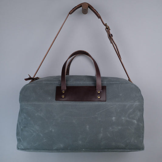 Bryant Large Duffle Bag in Charcoal + Dark Brown