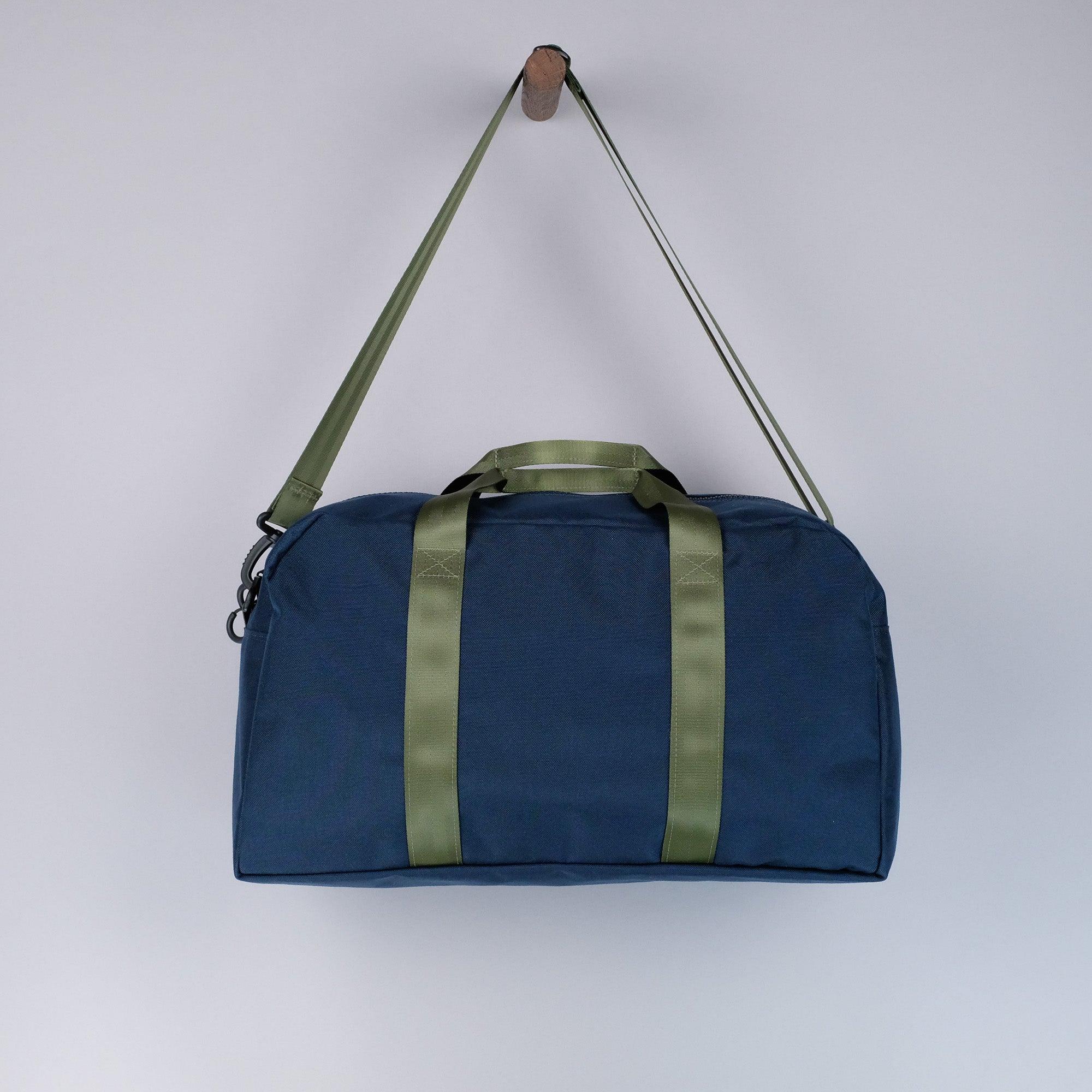 Bryant Medium Duffle Bag in Navy + Olive-zoom-3