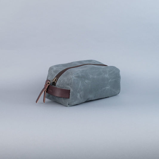 Clark Dopp Kit in Charcoal