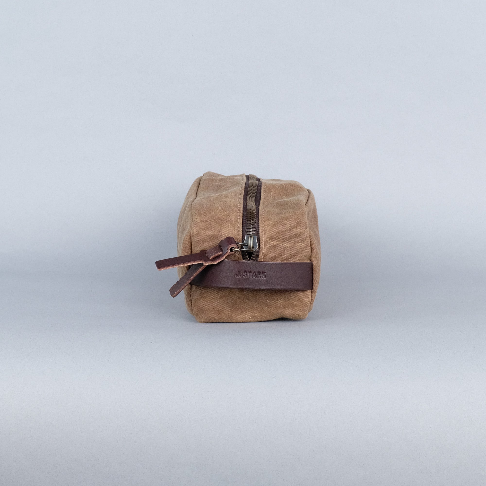 Clark Dopp Kit in Brush Brown