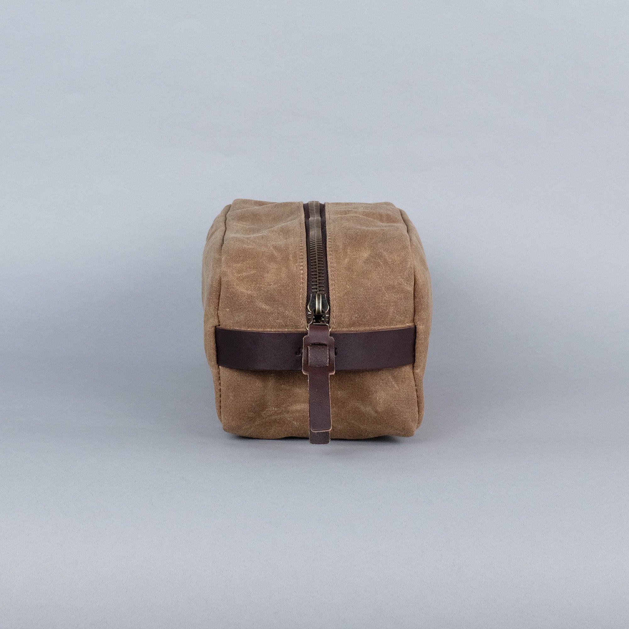 Clark Large Dopp Kit in Brush Brown
