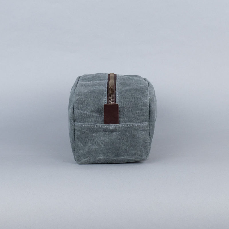 Clark Large Dopp Kit in Charcoal-zoom-