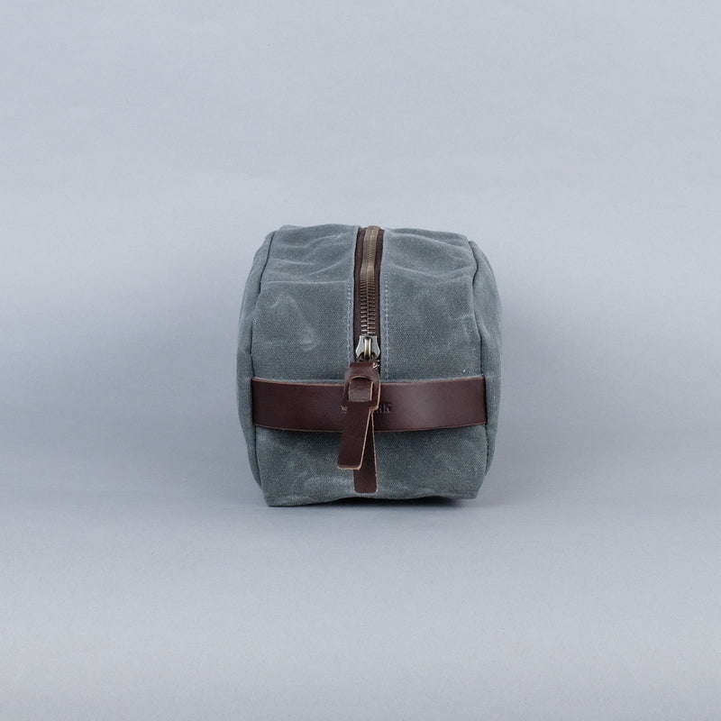 Clark Large Dopp Kit in Charcoal-zoom-