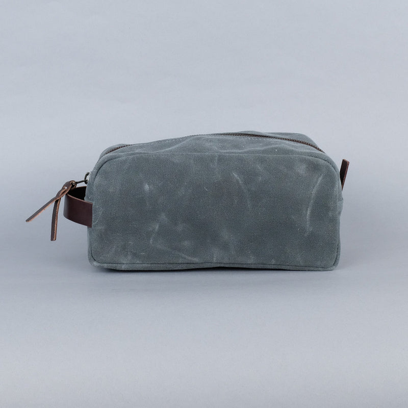 Clark Large Dopp Kit in Charcoal-zoom-