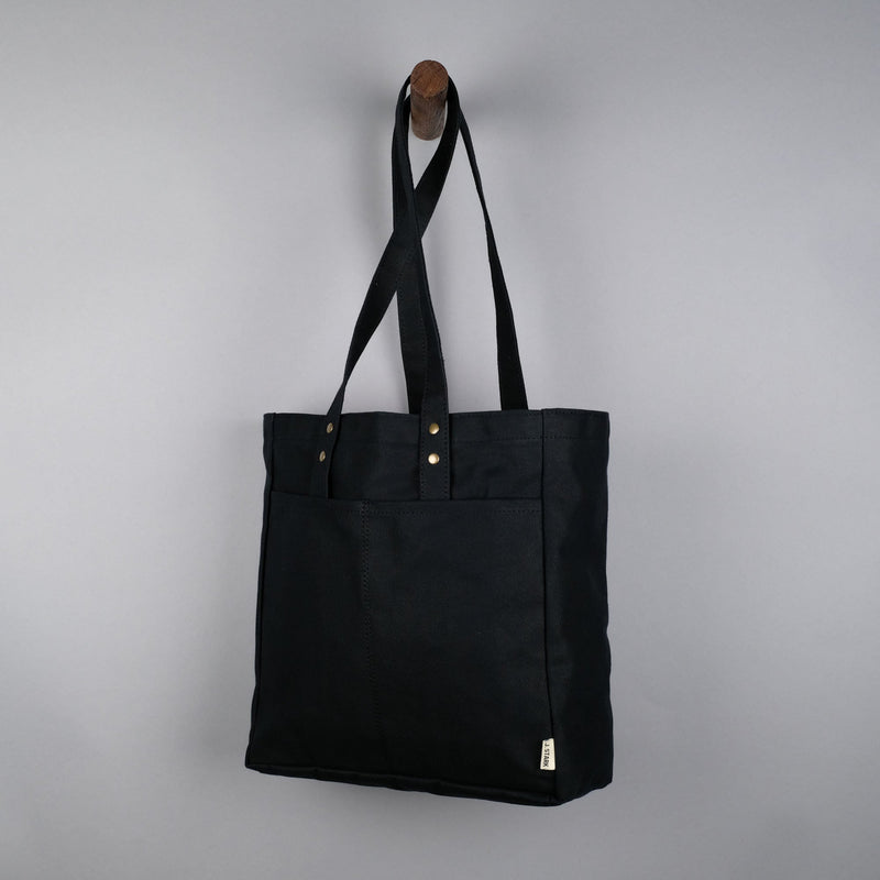Franklin Tote Bag in Black-zoom-