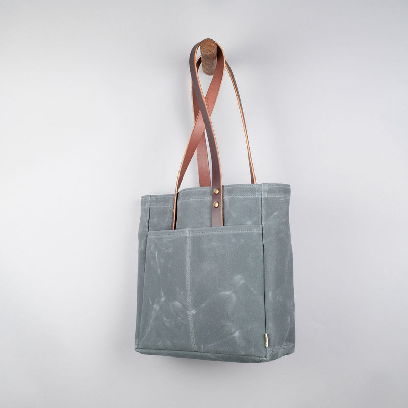 Franklin Tote Bag in Charcoal-zoom-