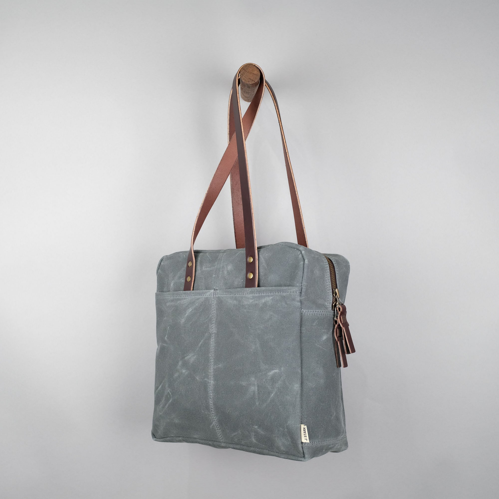 Franklin Zip Tote Bag in Charcoal-zoom-2