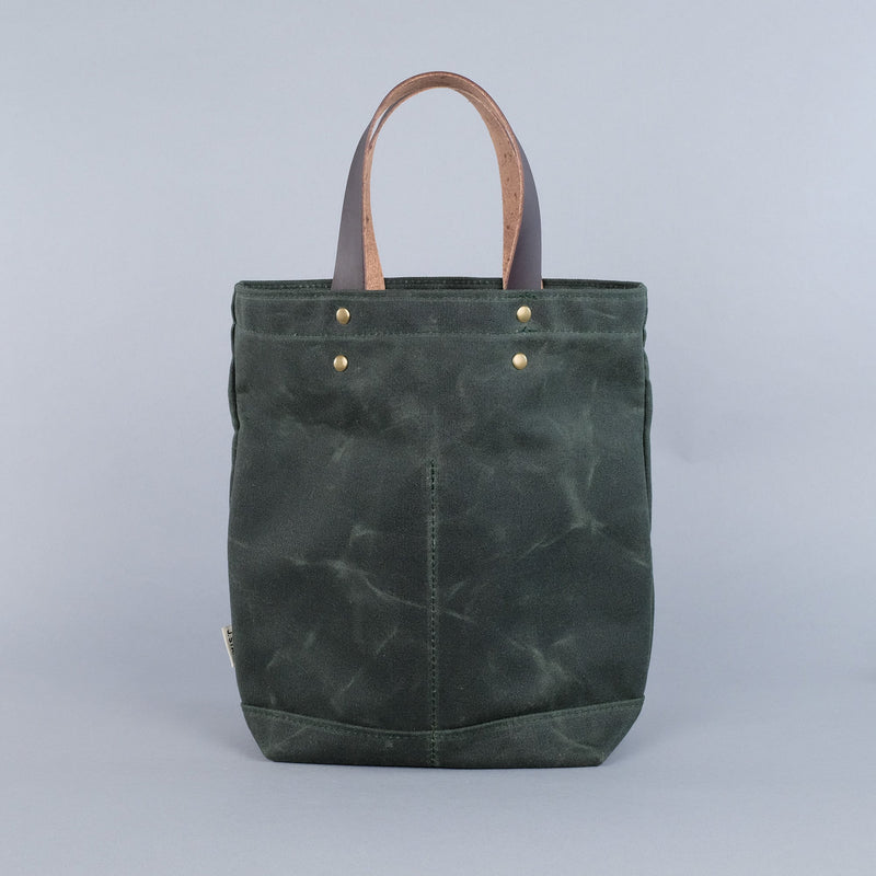 Tremont Wine Tote Bag in Deep Forest Green-zoom-