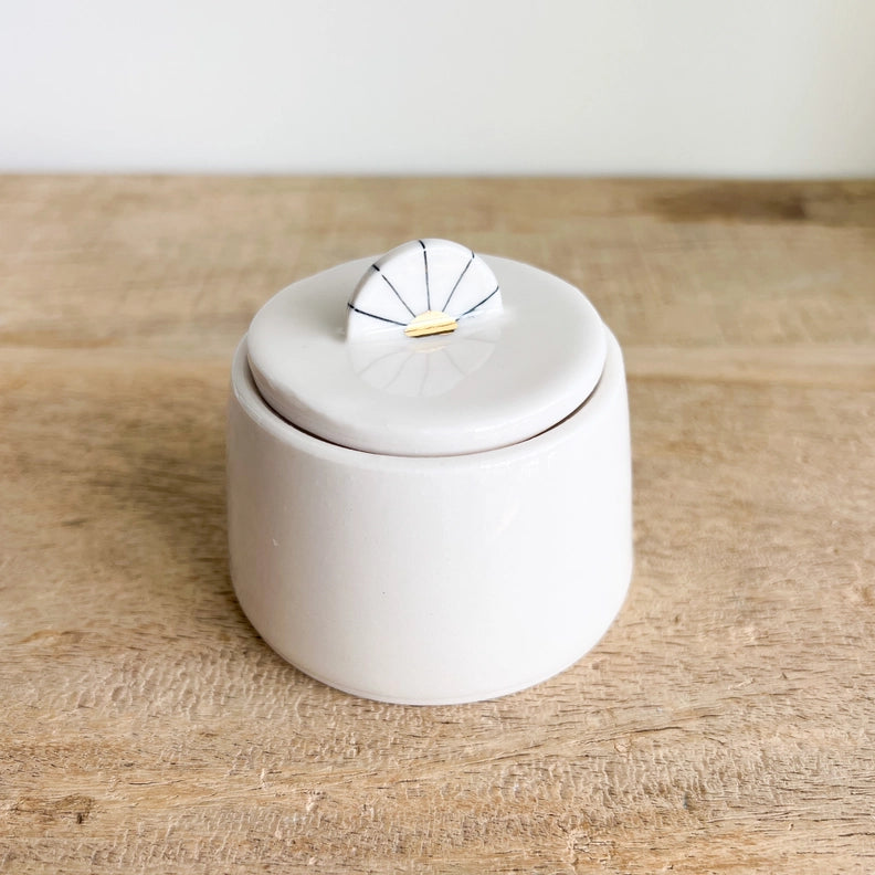 Petit Soleil Jar-zoom-