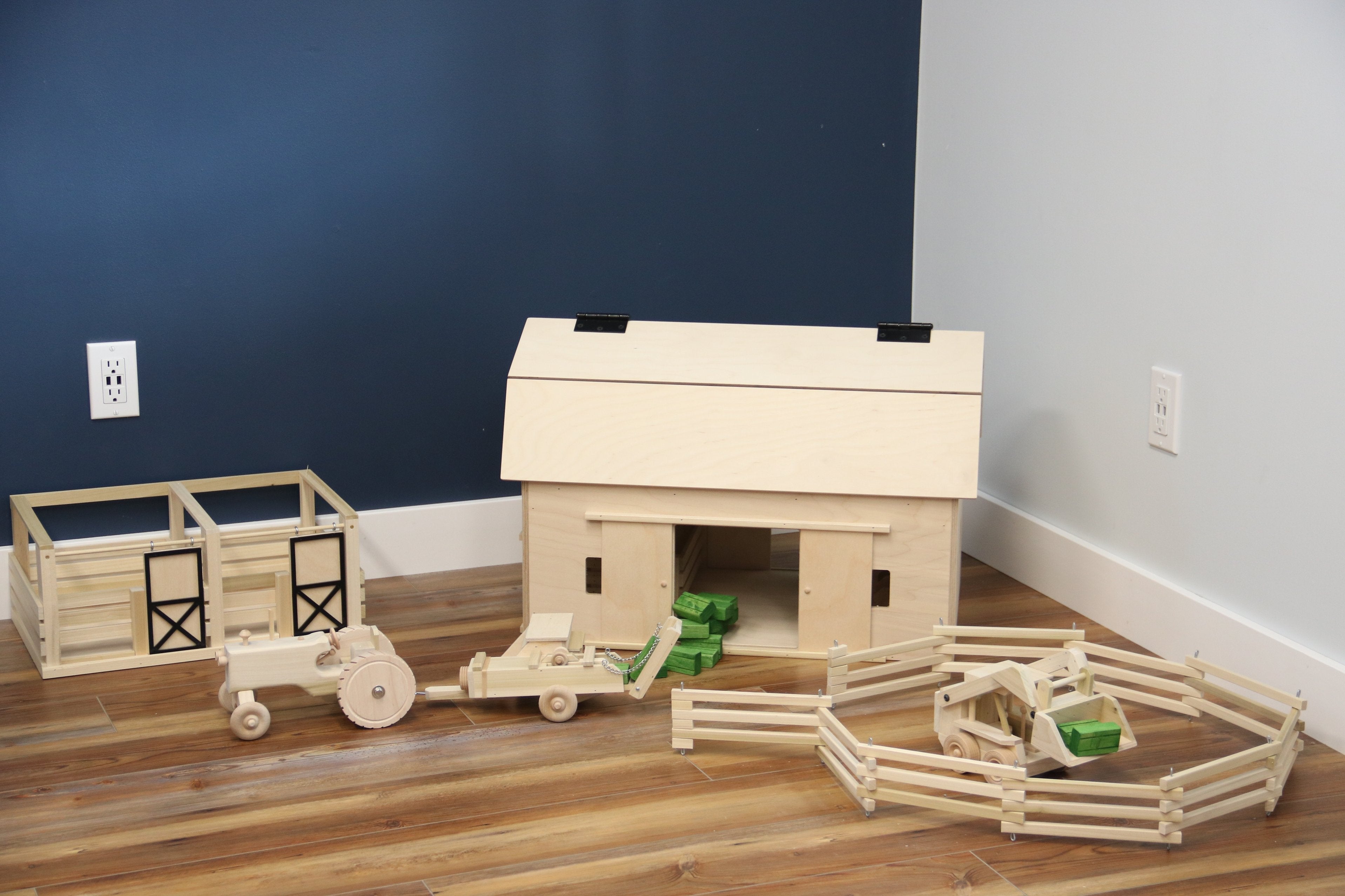 Amish-Made Large Hip-Roof Barn Toy-zoom-12