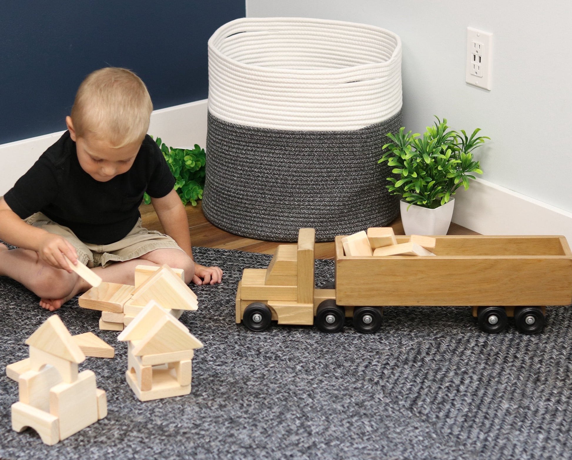 Wooden Semi Truck & Trailer Toy Set with 30 Blocks-2