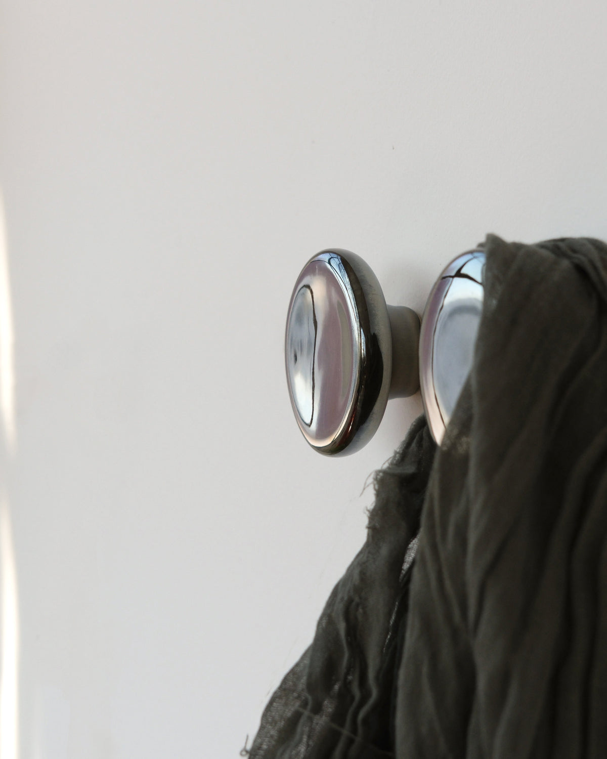 Sequence coat hook - Mercury-3
