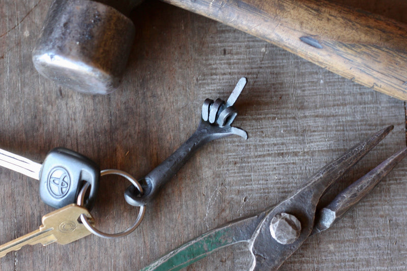 Keychain Hand-zoom-
