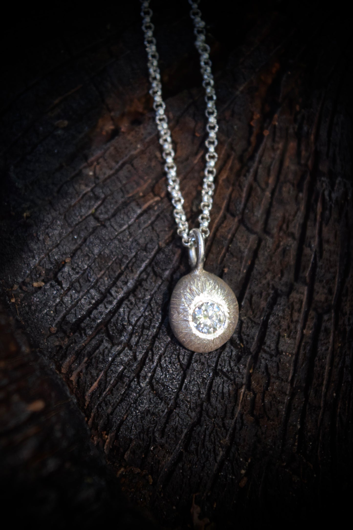 Glimmer Necklace