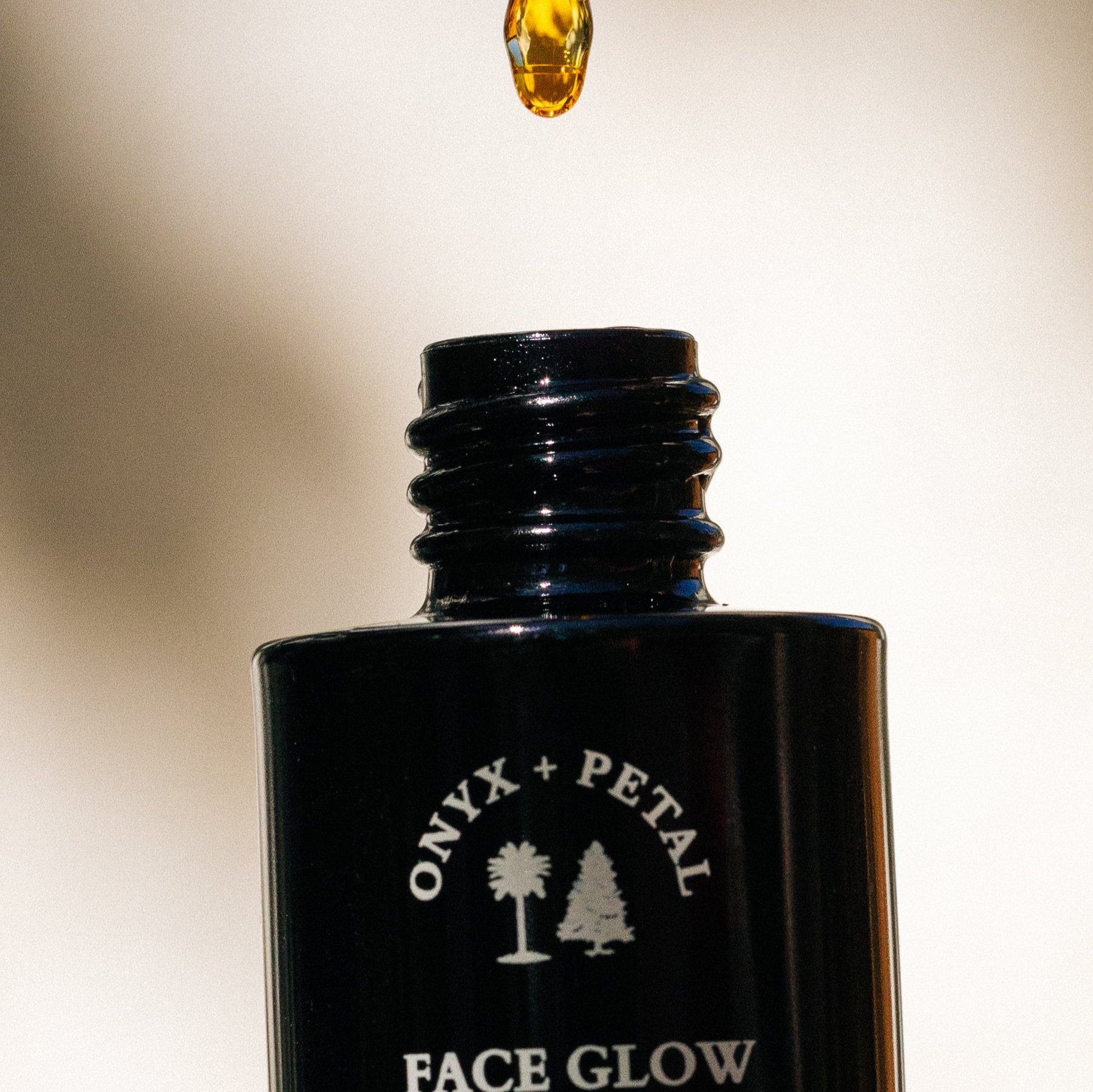 Face Glow Radiant-Aging Serum-zoom-5
