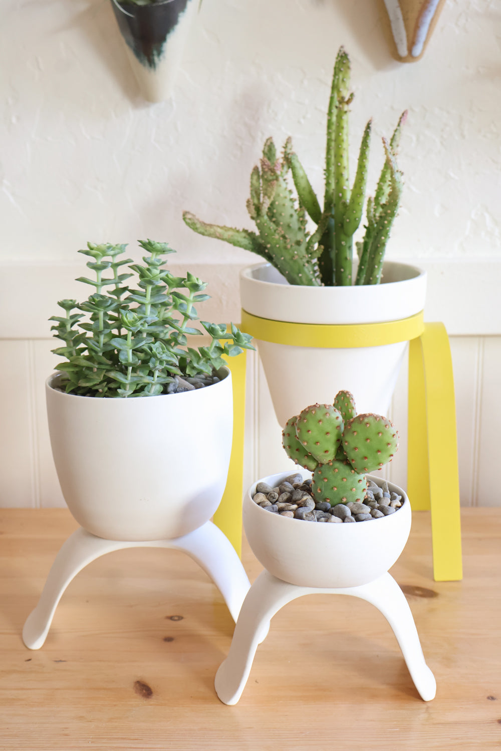 Ceramic Raised Plant Pot-zoom-1
