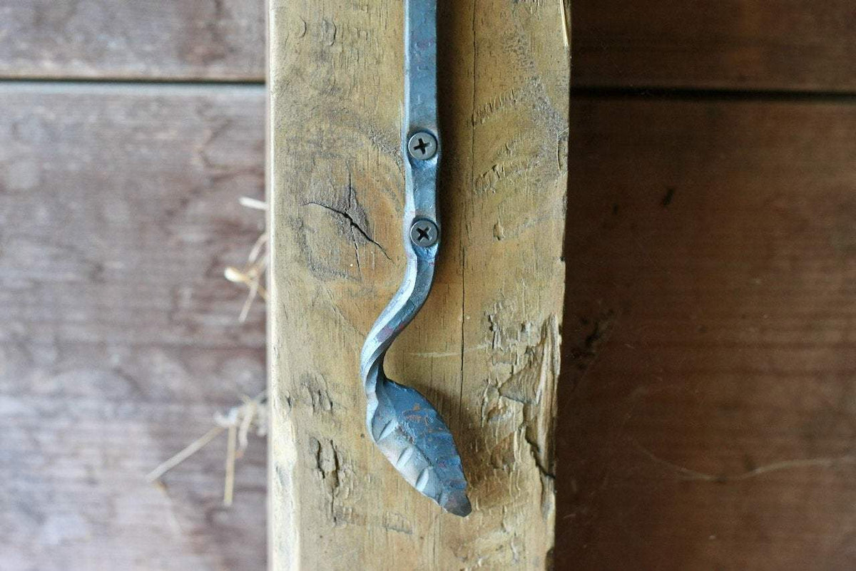 Outdoor Plant Hanger - Leaf Design-5
