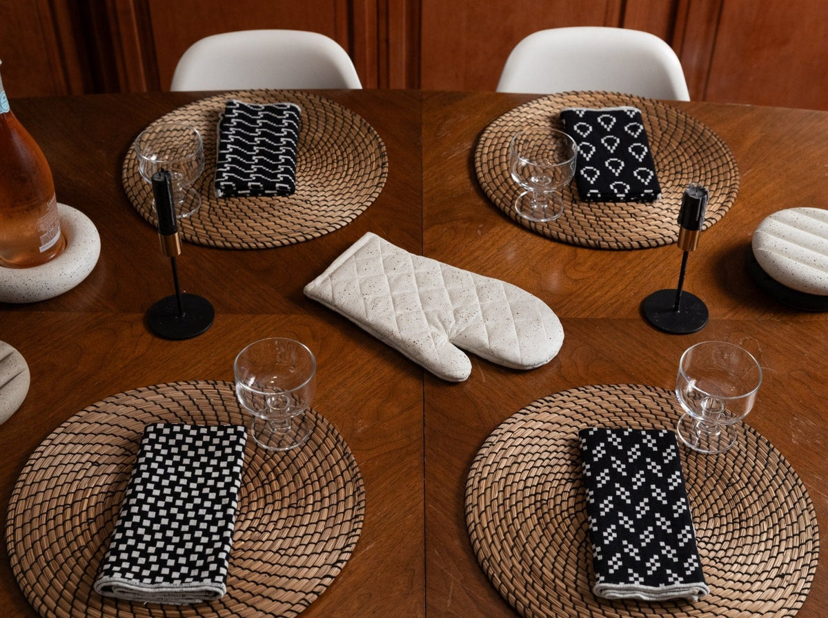 Oven Mitt Trivet | White Terrazzo - Aware House - Pretti.Cool -