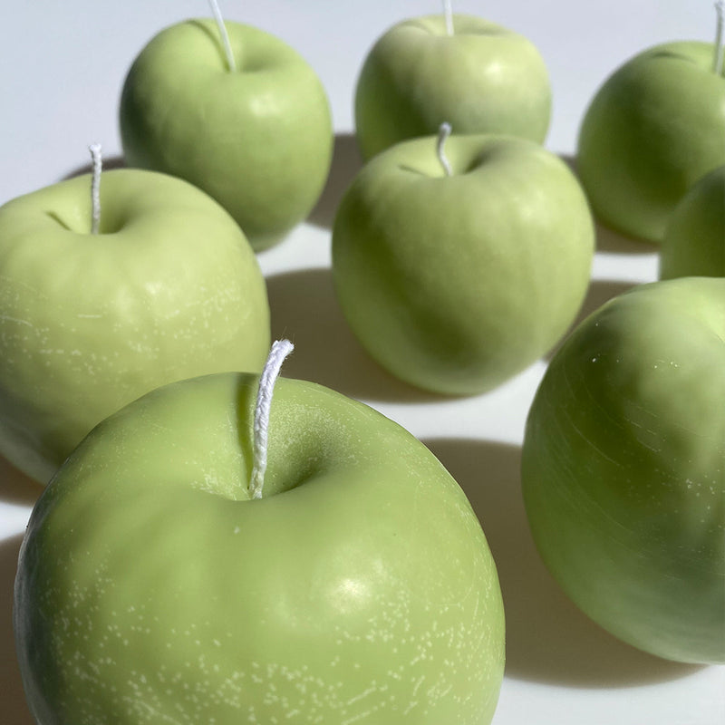 Apple Candle-zoom-