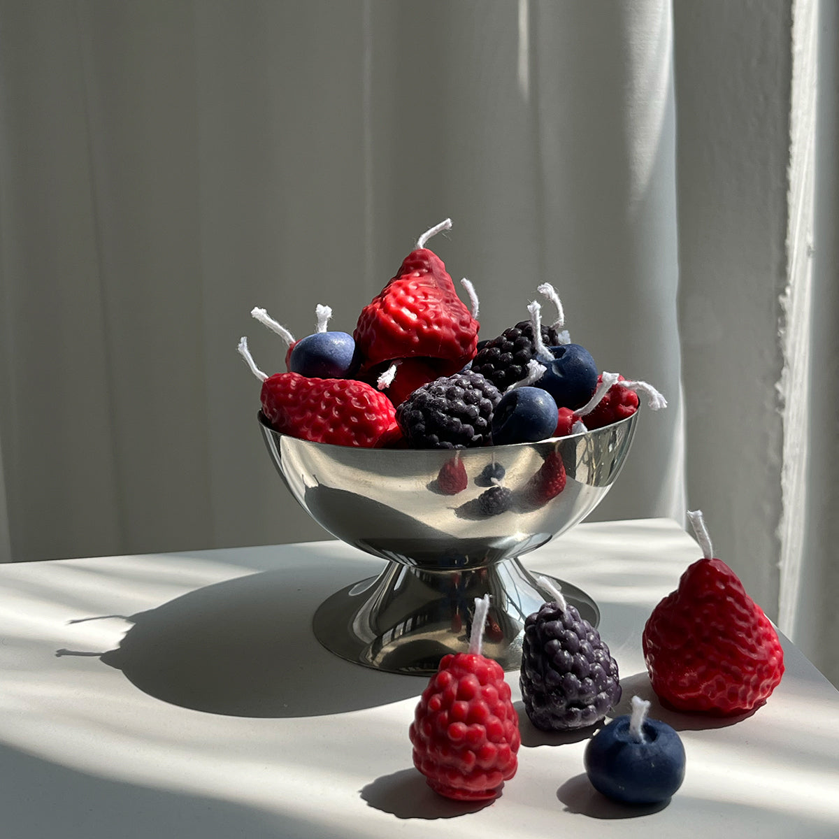 Mixed Berry Candles | Pack of Sixteen